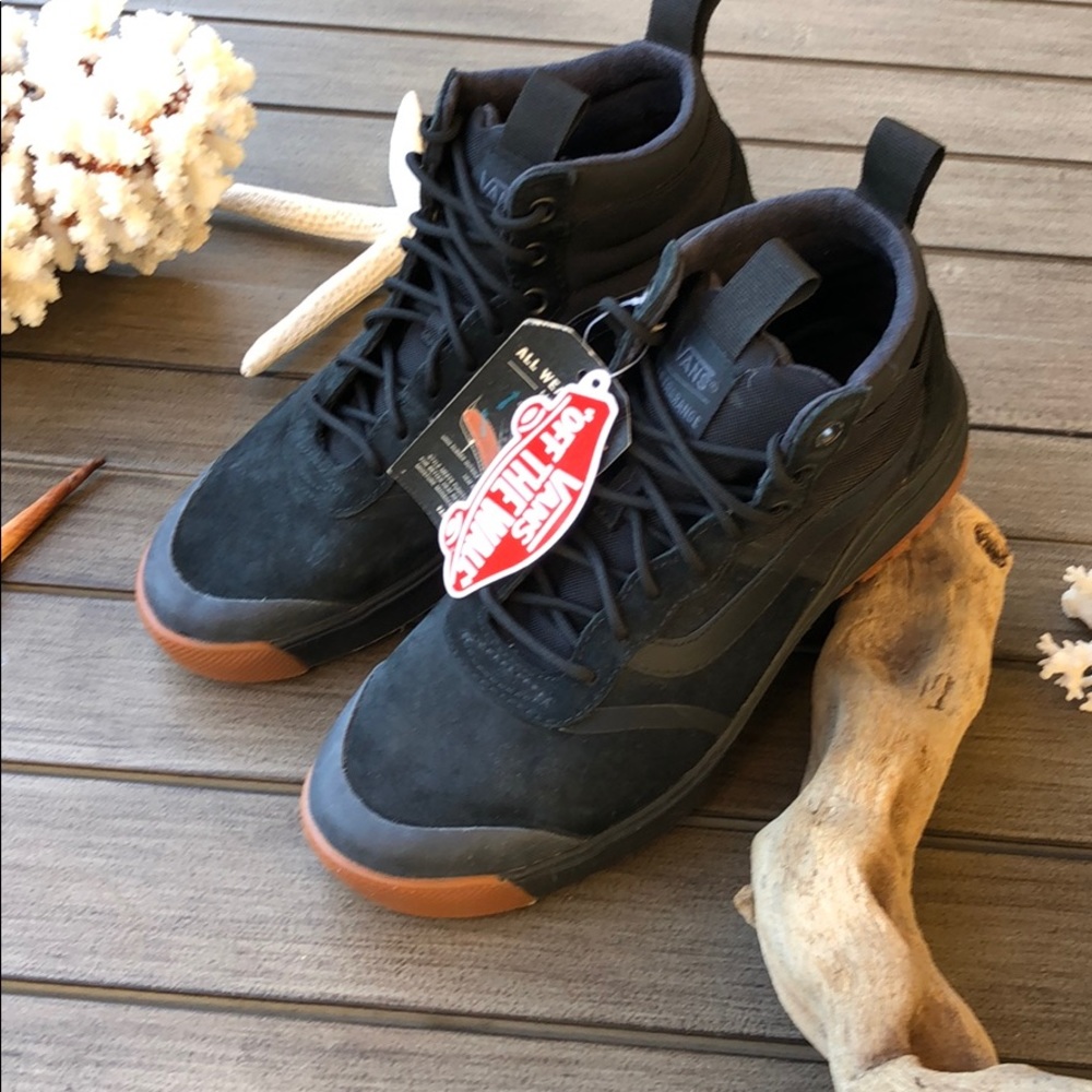 🌴🌼VANS- ALL WEATHER MATE BOOTS🌼🌴 - Picture 6 of 12